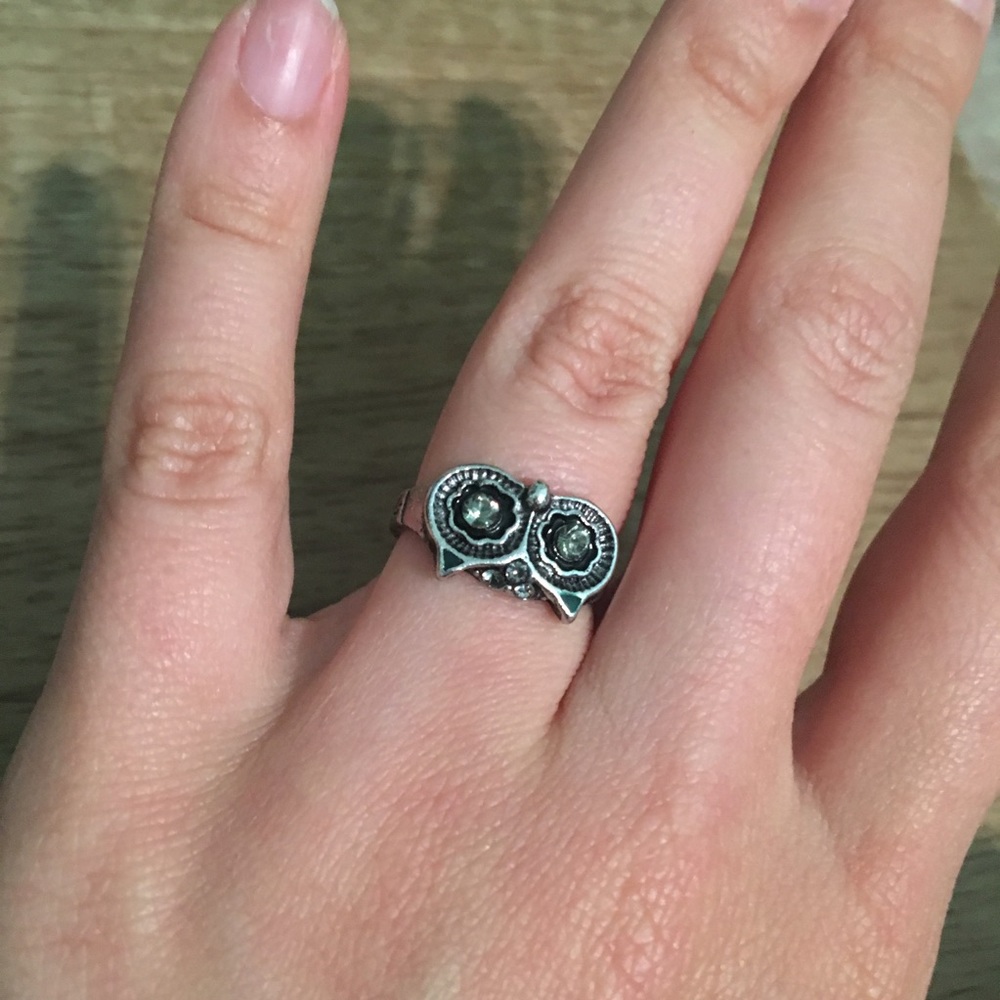 Silver owl ring